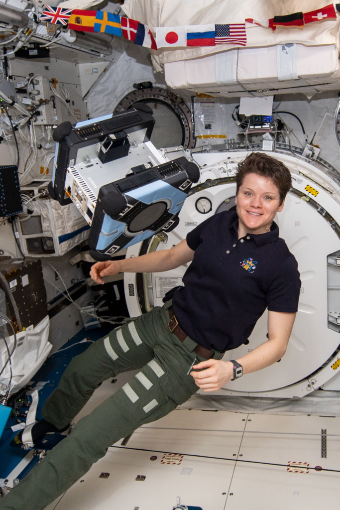 КОСМИЧЕСКАЯ РОБОТОТЕХНИКА: Astrobee — ISS Robotic Free Flyer, NASA, Anne McClain