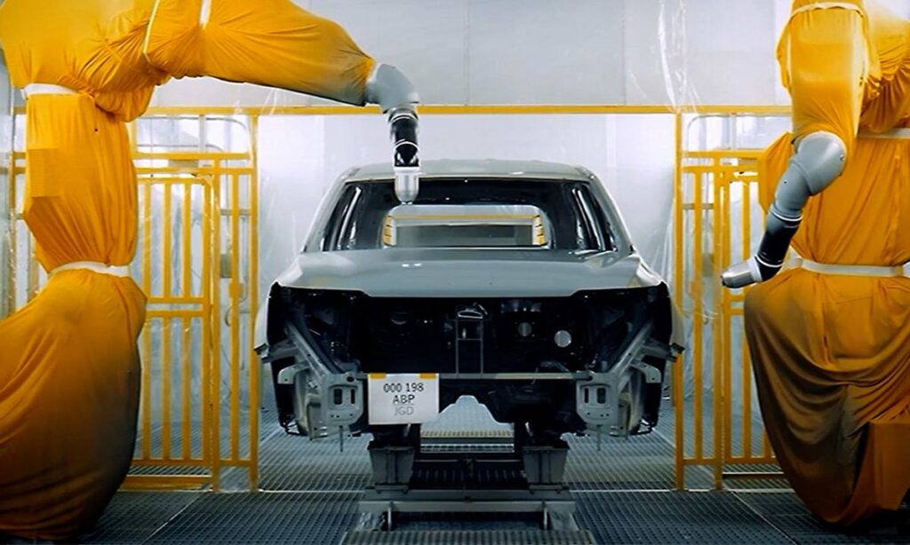 KIA Qazaqstan роботизированная линия сборки автомобиля на заводе в Костанае.